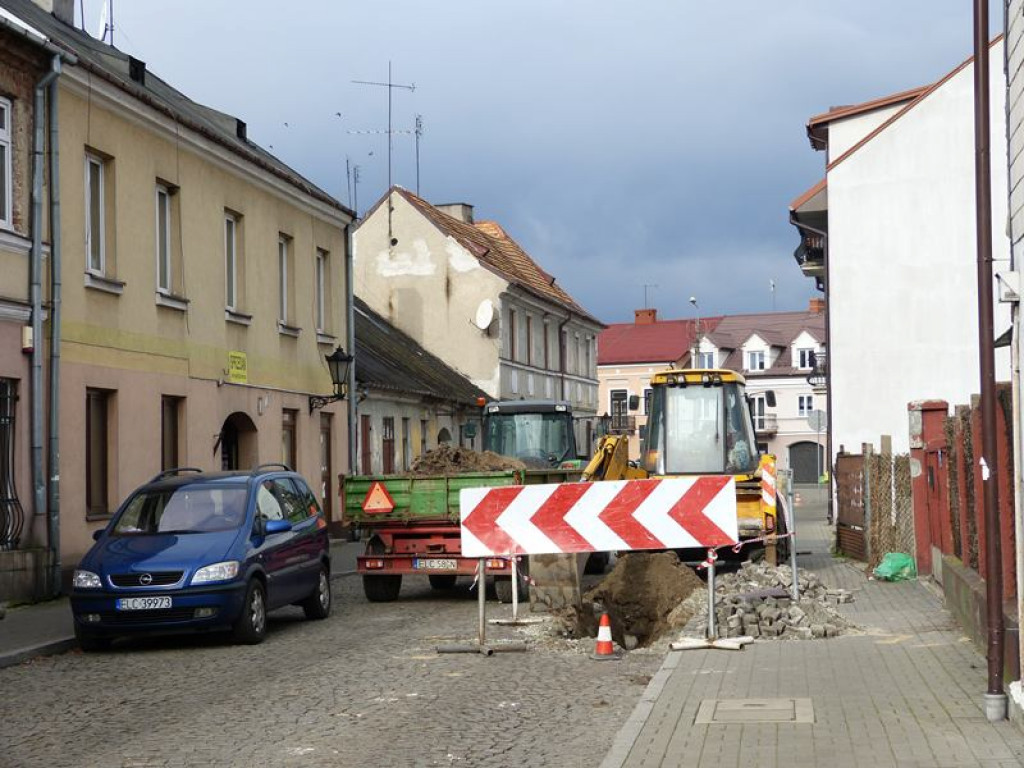 Bielawska nieprzejezdna z powodu usuwania awarii [aktualizacja]
