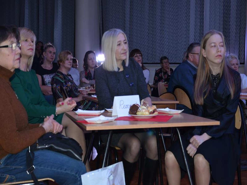 Utwory Agnieszki Osieckiej, z dedykacją dla Dominiki Skomiał