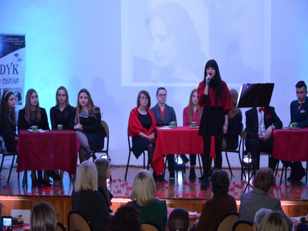 Utwory Agnieszki Osieckiej, z dedykacją dla Dominiki Skomiał