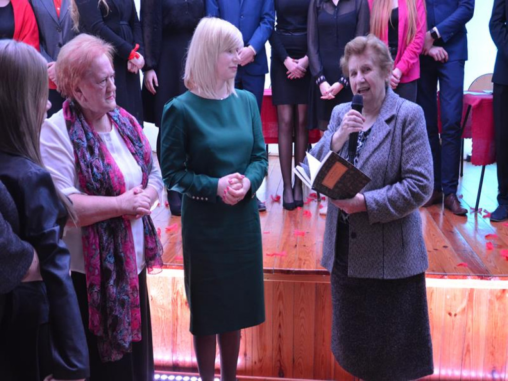 Utwory Agnieszki Osieckiej, z dedykacją dla Dominiki Skomiał