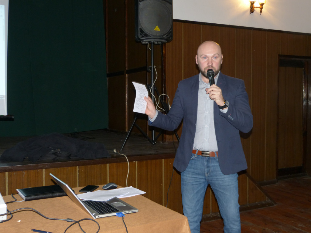 Ponad 150 osób na spotkaniu nt. kolei dużych prędkości w Bolimowie