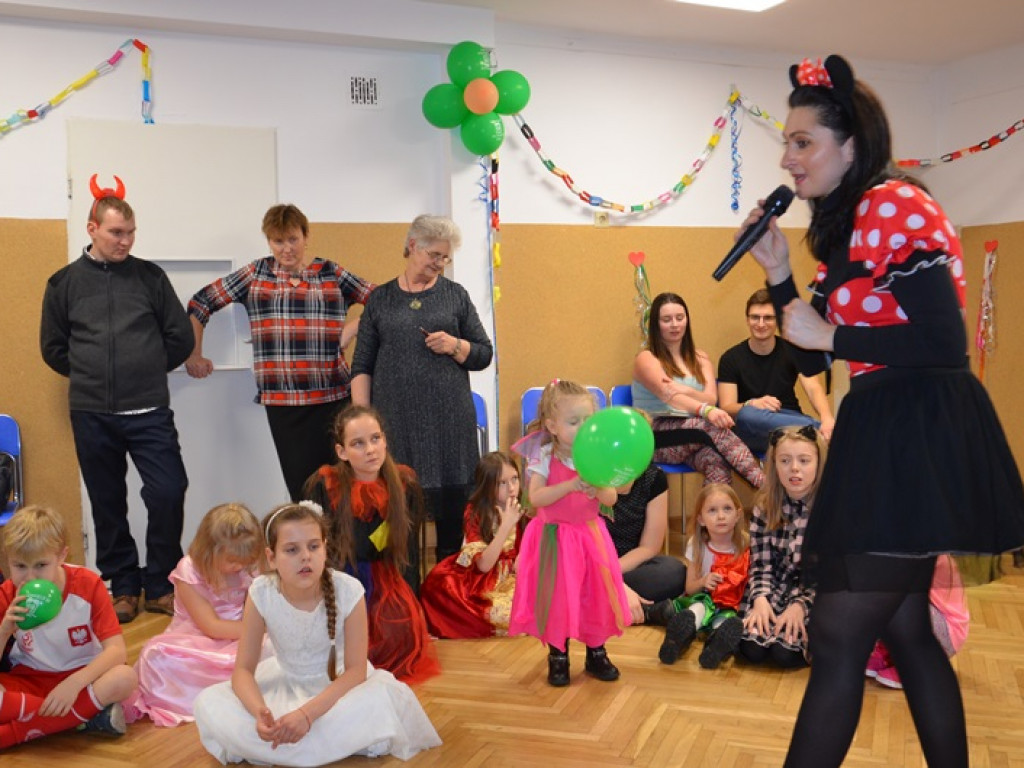 Karnawałowy bal dla dzieci w Bratoszewicach
