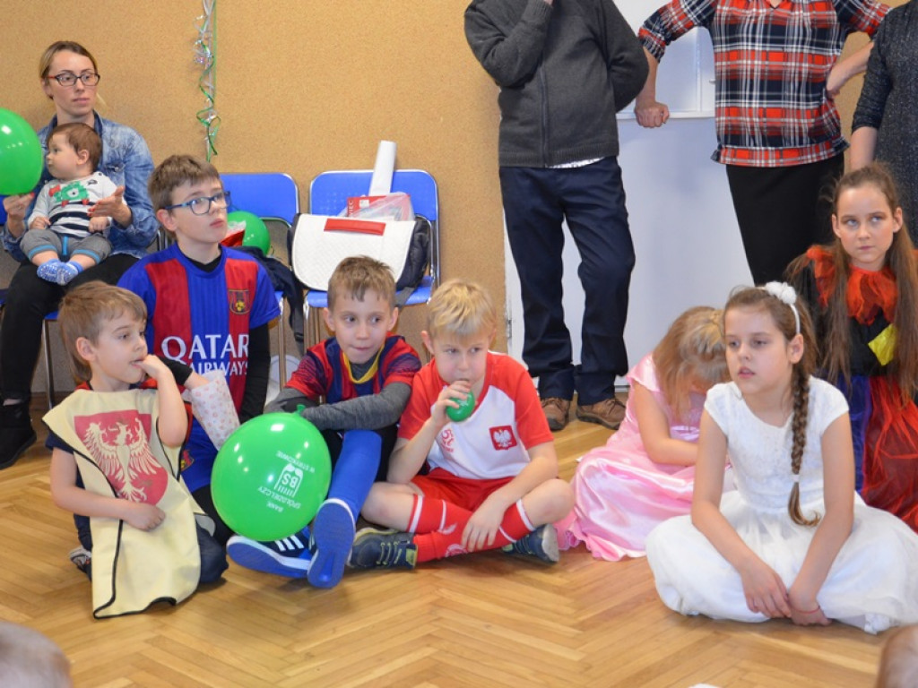 Karnawałowy bal dla dzieci w Bratoszewicach