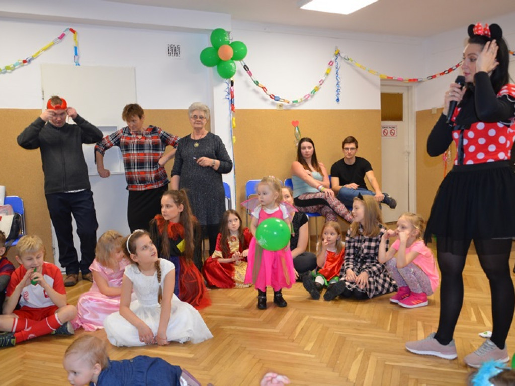 Karnawałowy bal dla dzieci w Bratoszewicach