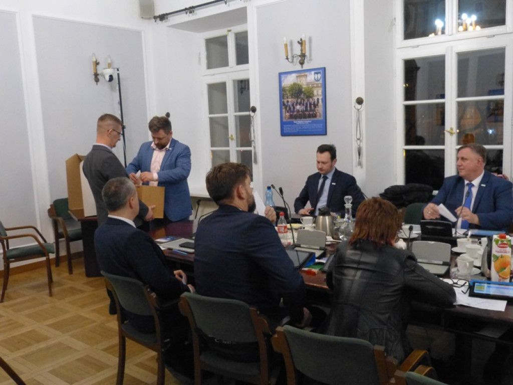 Jacek Wiśniewski przewodniczącym Rady Miejskiej w Łowiczu