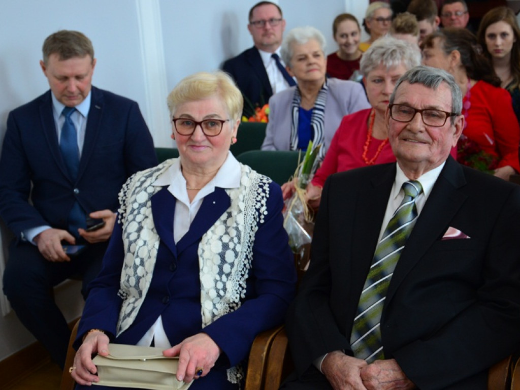 Złote Gody 8 par małżeńskich w ratuszu