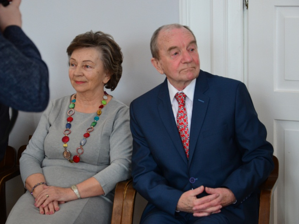 Złote Gody 8 par małżeńskich w ratuszu