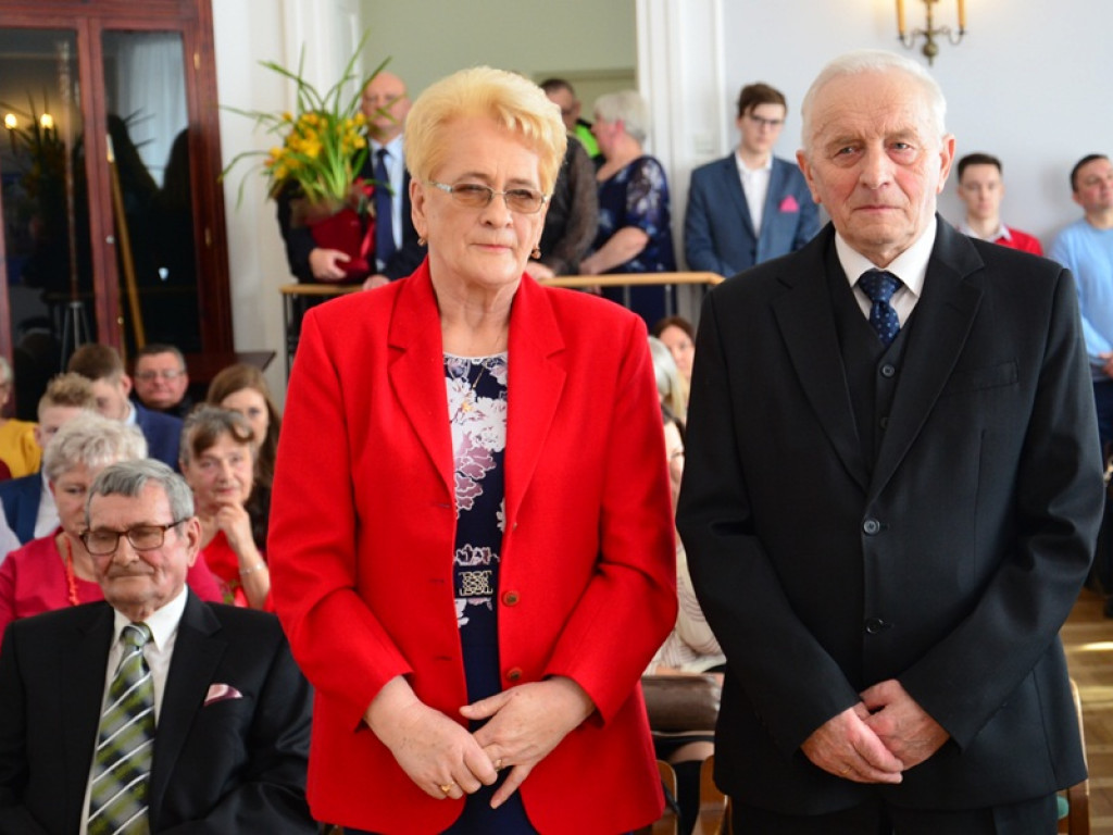 Złote Gody 8 par małżeńskich w ratuszu