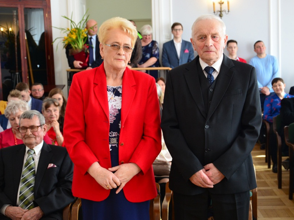 Złote Gody 8 par małżeńskich w ratuszu
