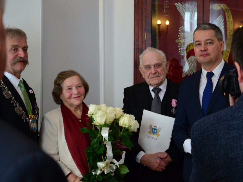 Złote Gody 8 par małżeńskich w ratuszu