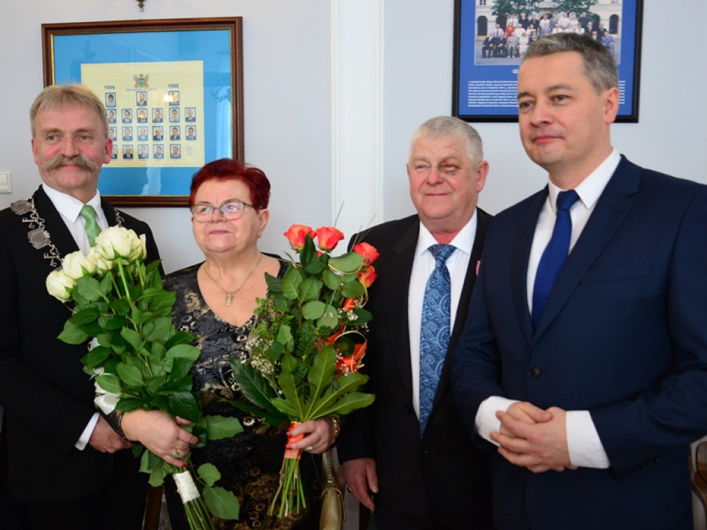Złote Gody 8 par małżeńskich w ratuszu