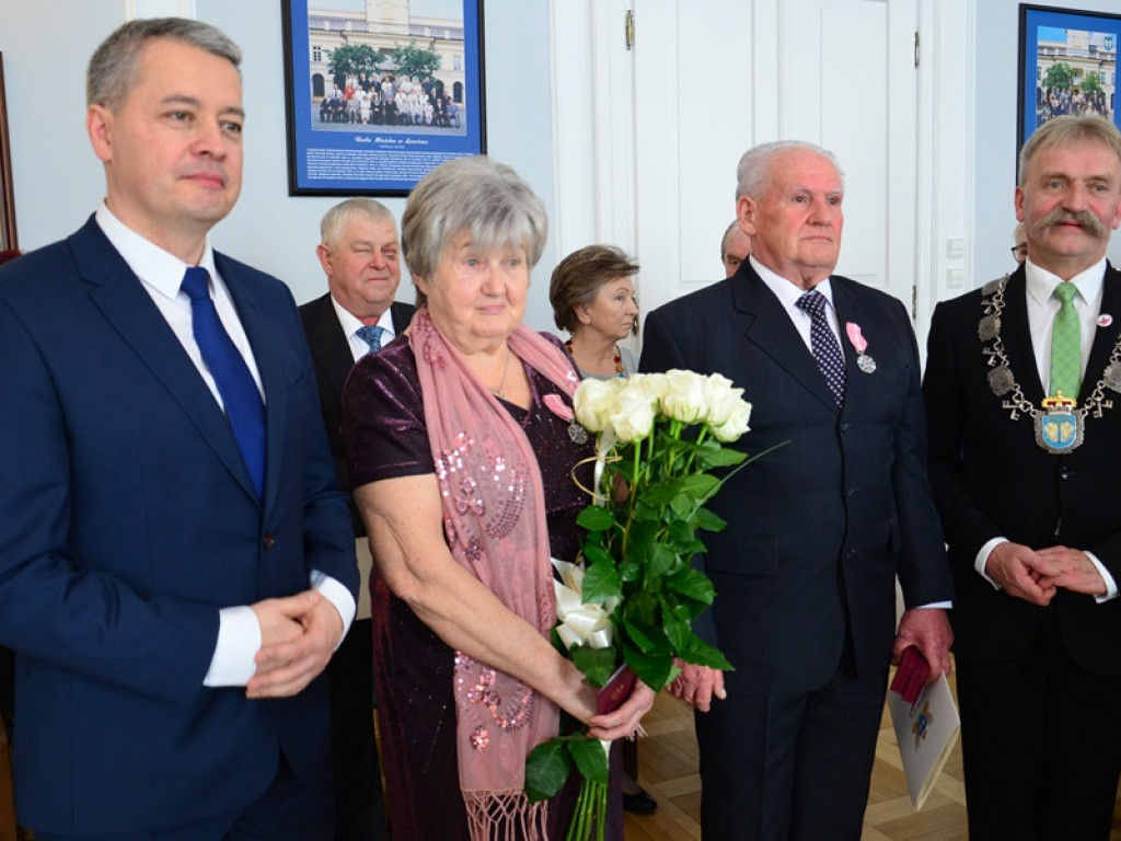 Złote Gody 8 par małżeńskich w ratuszu