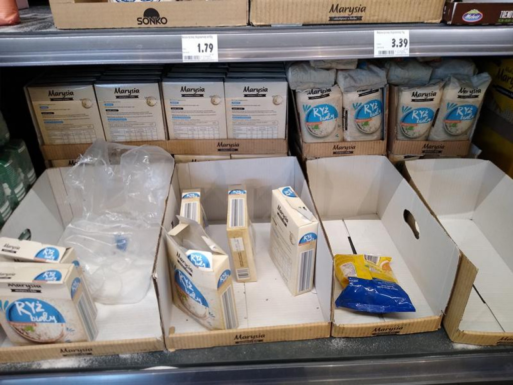 Towary zaczynają znikać z półek