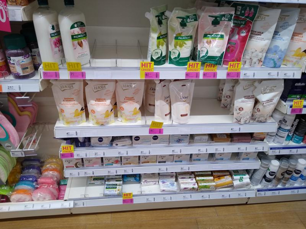 Towary zaczynają znikać z półek