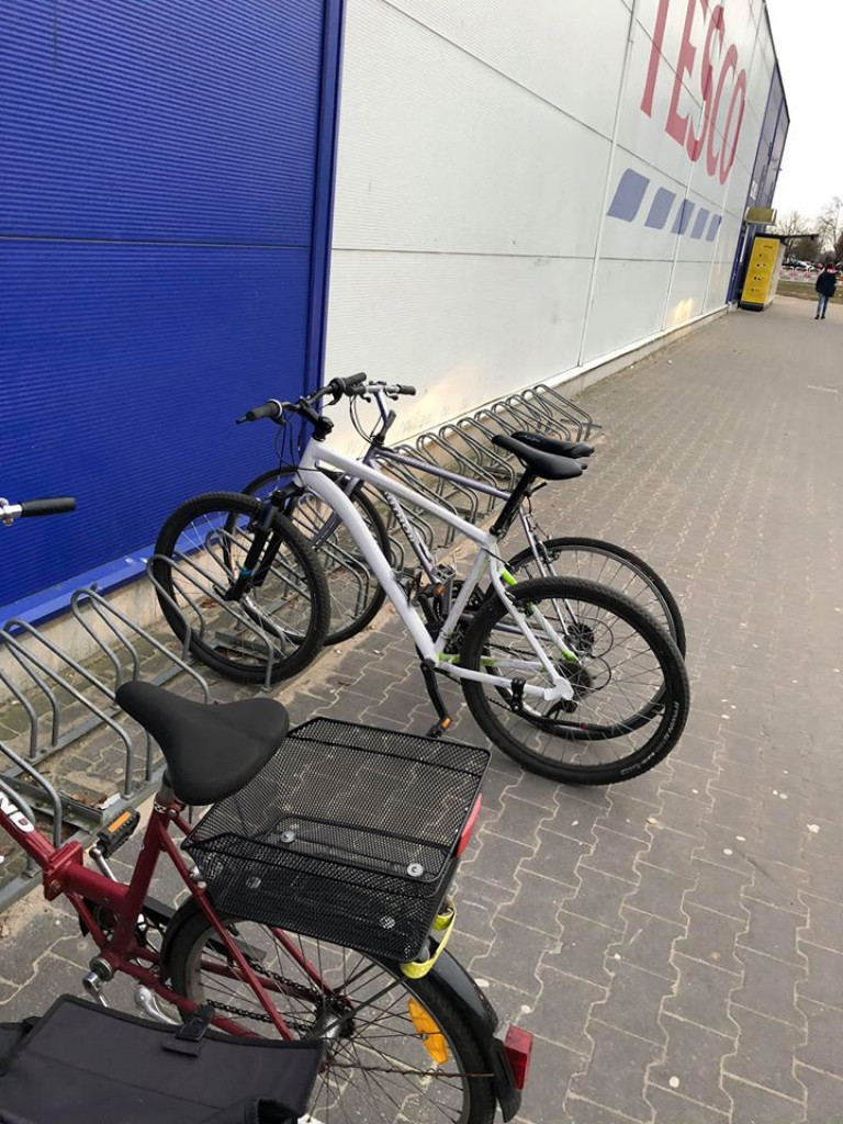 Ukradli mu rower, znalazł go przemalowanego