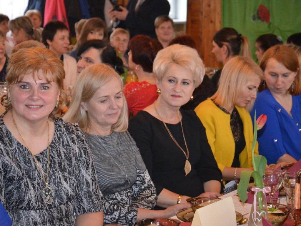 Gminny Dzień Kobiet w Chąśnie [zdjęcia]
