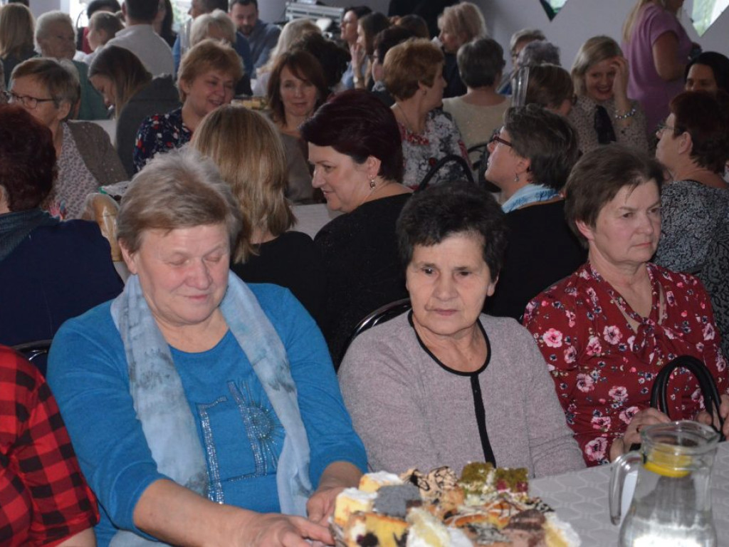 Truteń wystąpił dla pań w Łyszkowicach