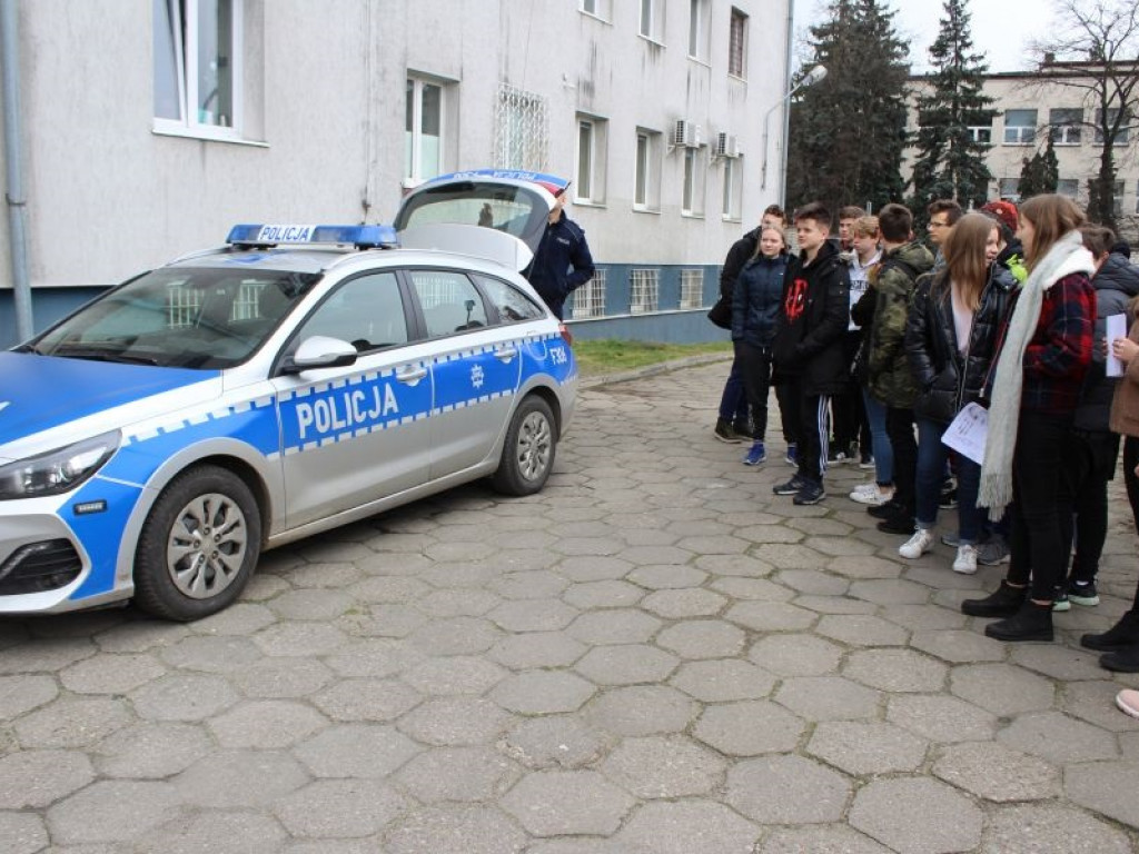 Dzień Otwarty w łowickiej komendzie policji