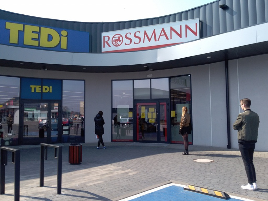 Jak radzimy sobie z ograniczeniem wyjść z domu?