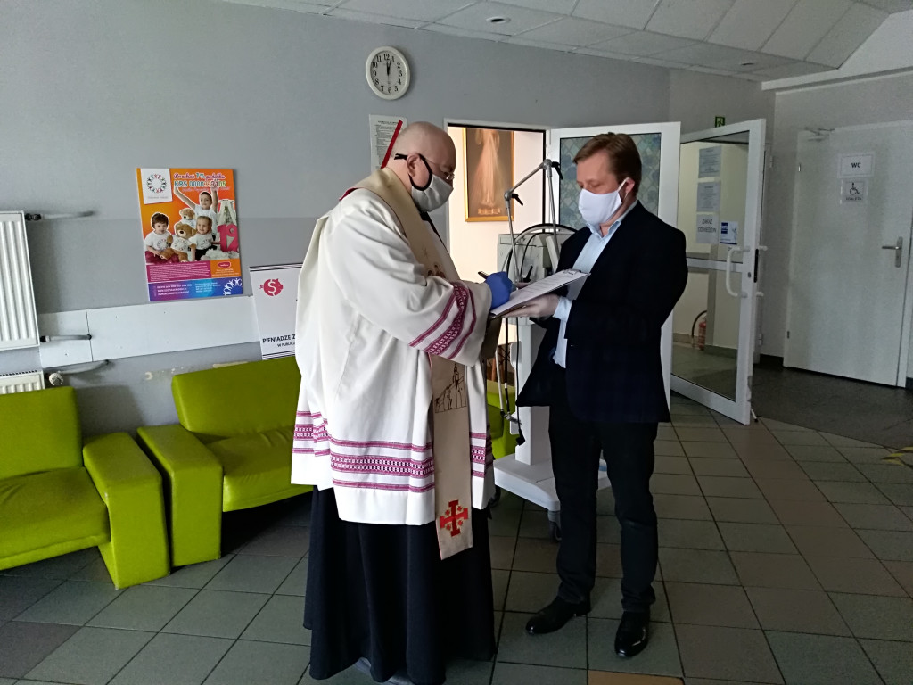 Głowno: 35 tysięcy na respirator - przekazano symboliczny czek