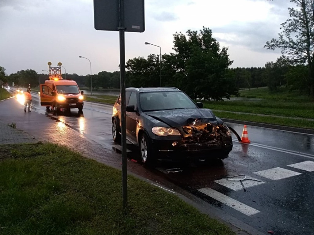 Wypadek w Głownie na pasach na DK 14