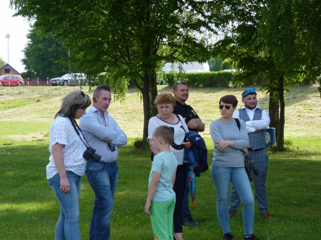 Pomagają z kopyta - biesiada w szczytnym celu