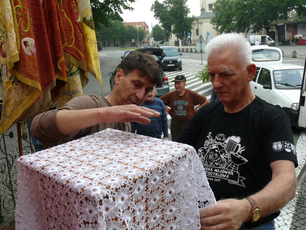 Na procesji Bożego Ciała będą barierki FOTO i VIDEO