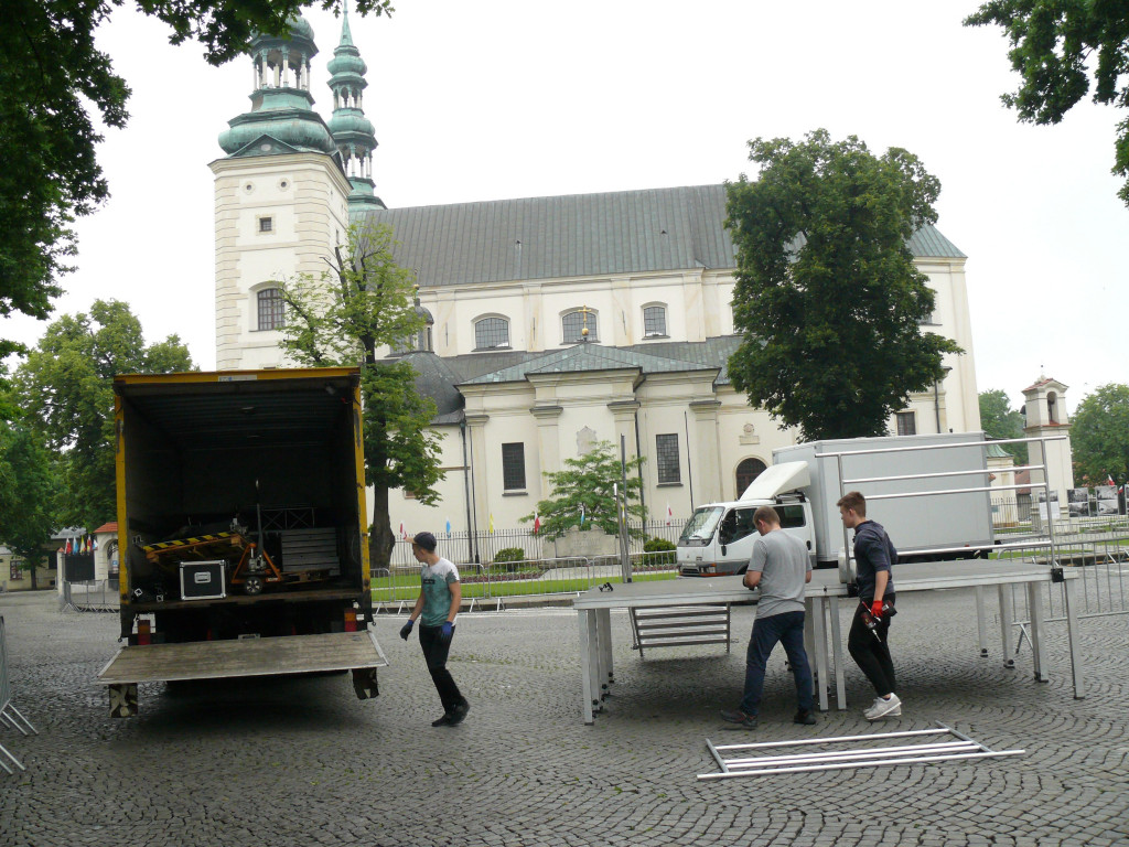 Na procesji Bożego Ciała będą barierki FOTO i VIDEO