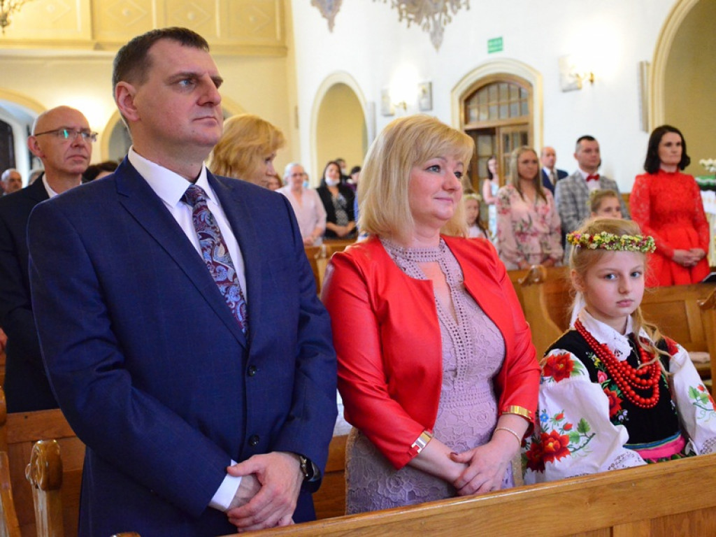 Rozpoczęły się Pierwsze Komunie Święte (zdjęcia)