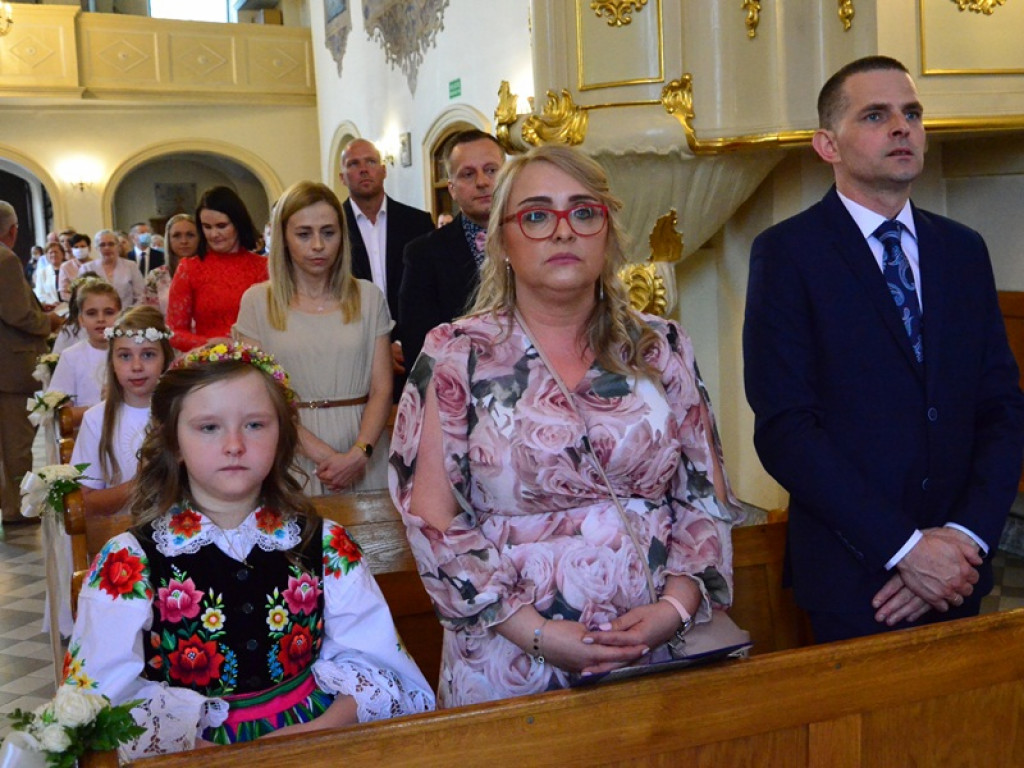 Rozpoczęły się Pierwsze Komunie Święte (zdjęcia)