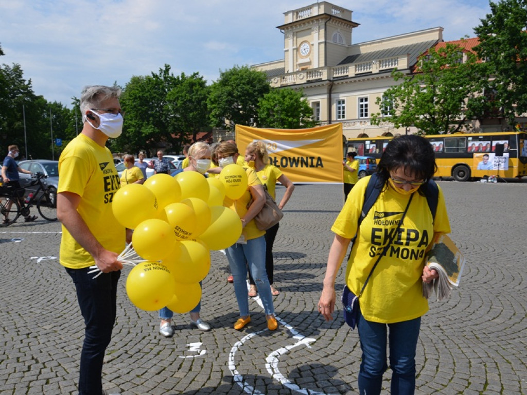 Flash mob ekipy Szymona na Starym Rynku