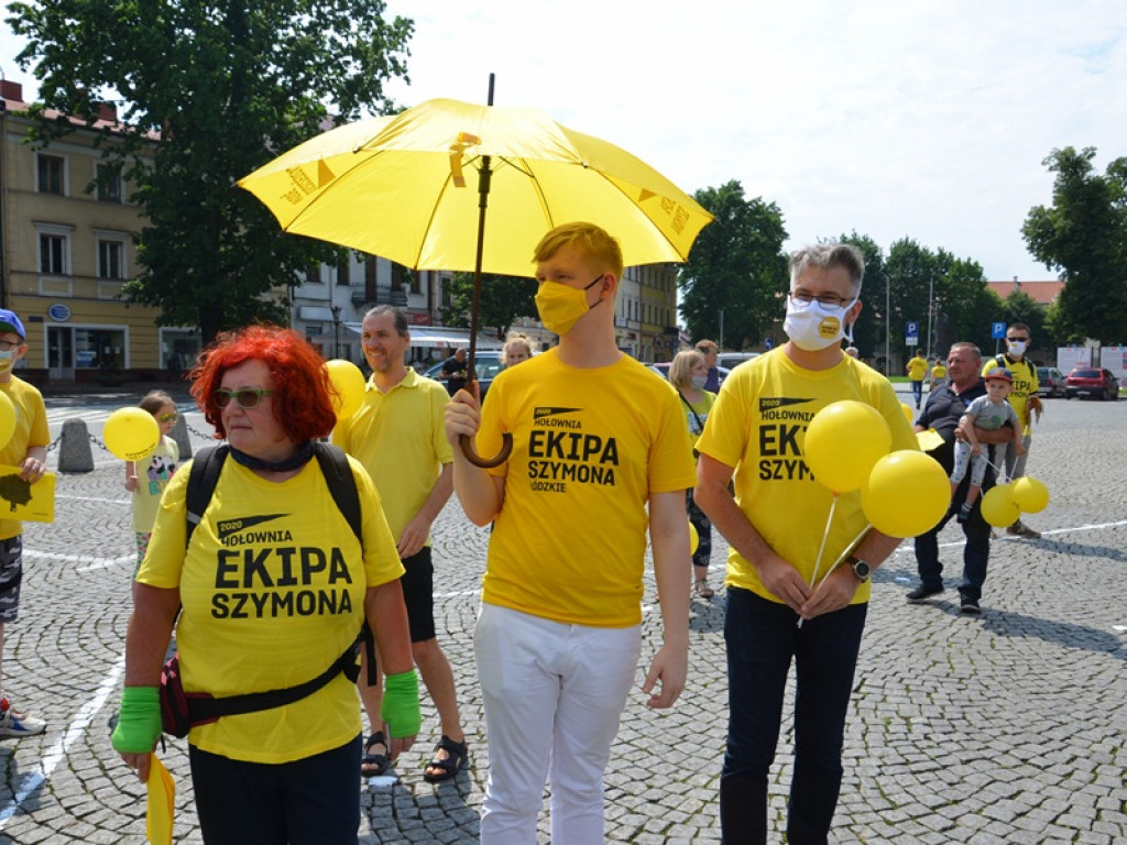 Flash mob ekipy Szymona na Starym Rynku