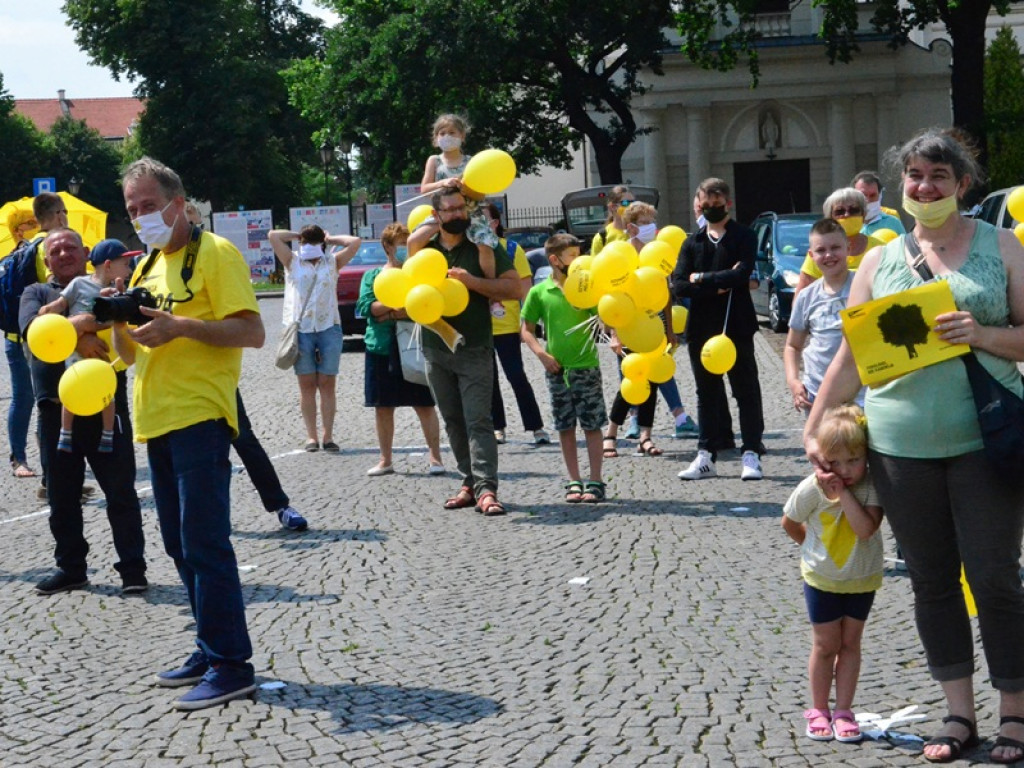 Flash mob ekipy Szymona na Starym Rynku