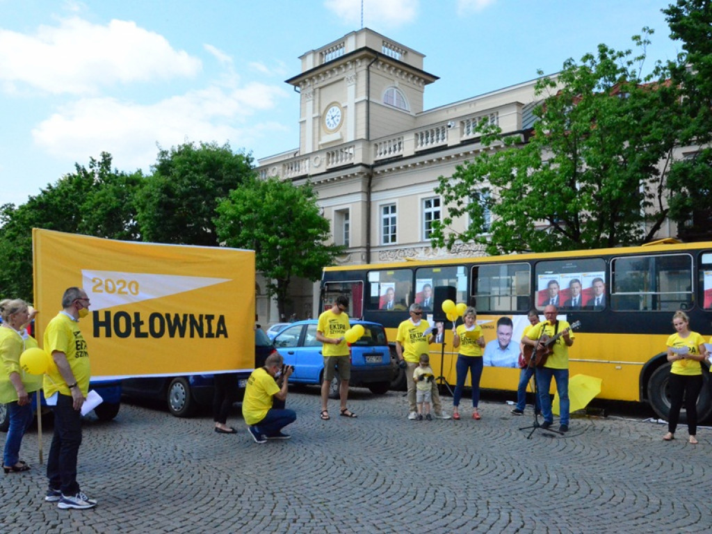 Flash mob ekipy Szymona na Starym Rynku