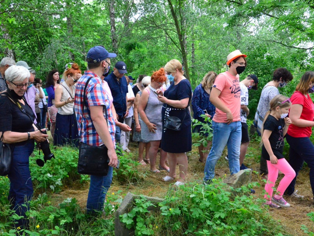 Historia łowickich Żydów nadal ciekawi (fotorelacja)