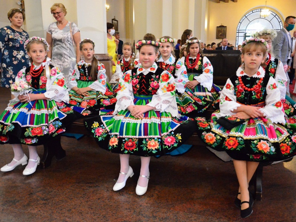 Łowickie pasiaki królowały w Domaniewicach