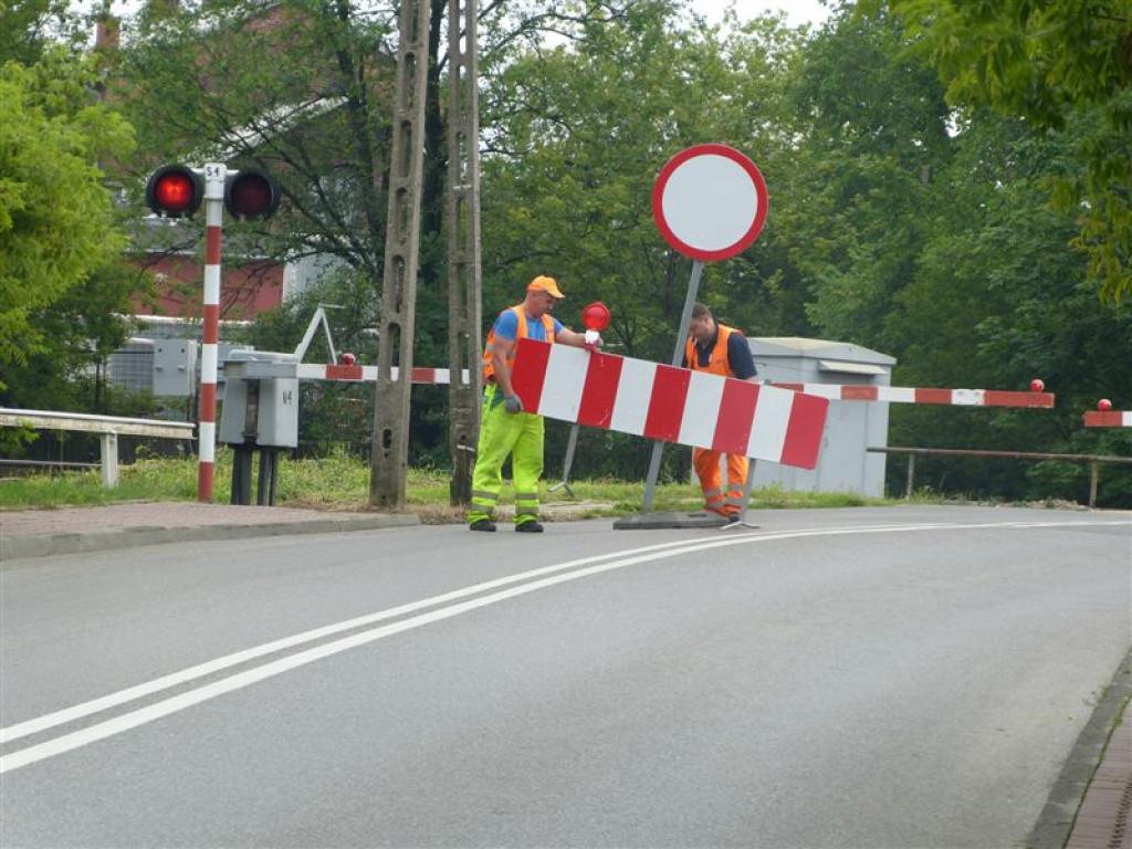 Przejazd na Mostowej zamknięty