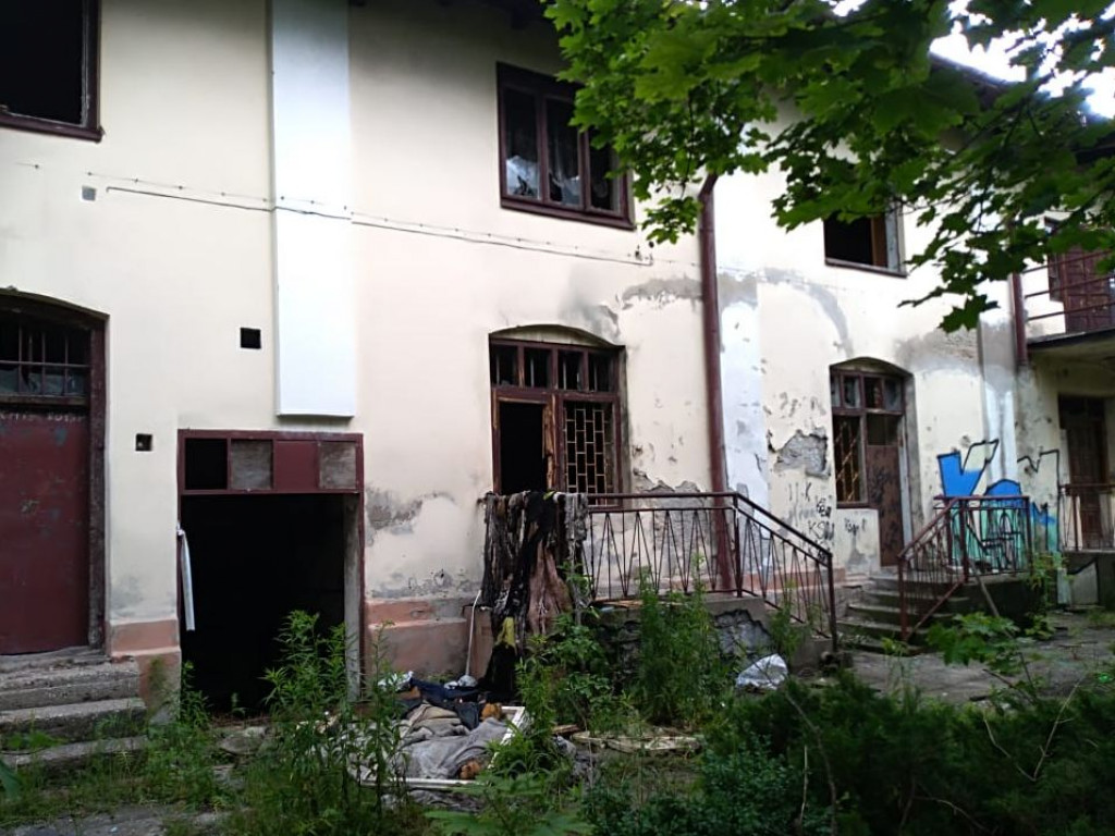 Uratowali bezdomnego i ugasili pożar