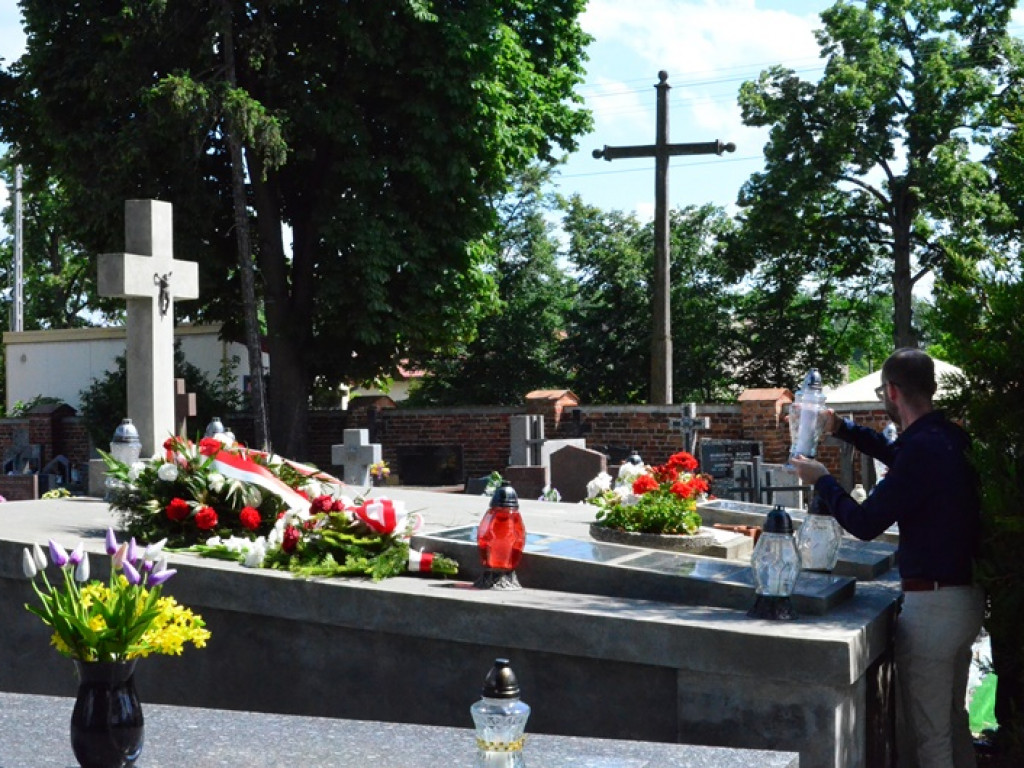 Dziesiątacy symbolicznie uczcili Święto Pułkowe