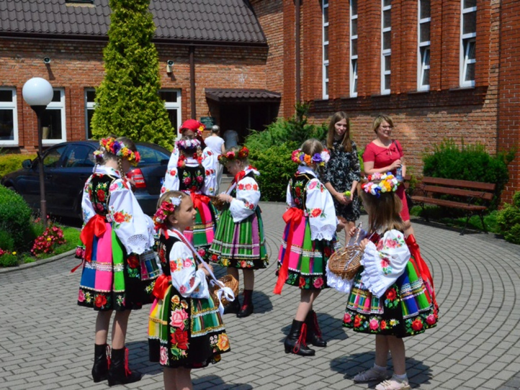 Parafia na Korabce pożegnała ks. Adama Domańskiego
