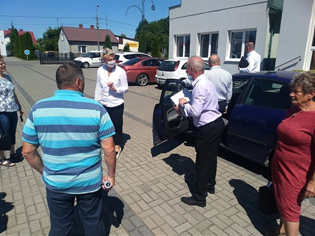 W Łyszkowicach awantura zamiast sesji