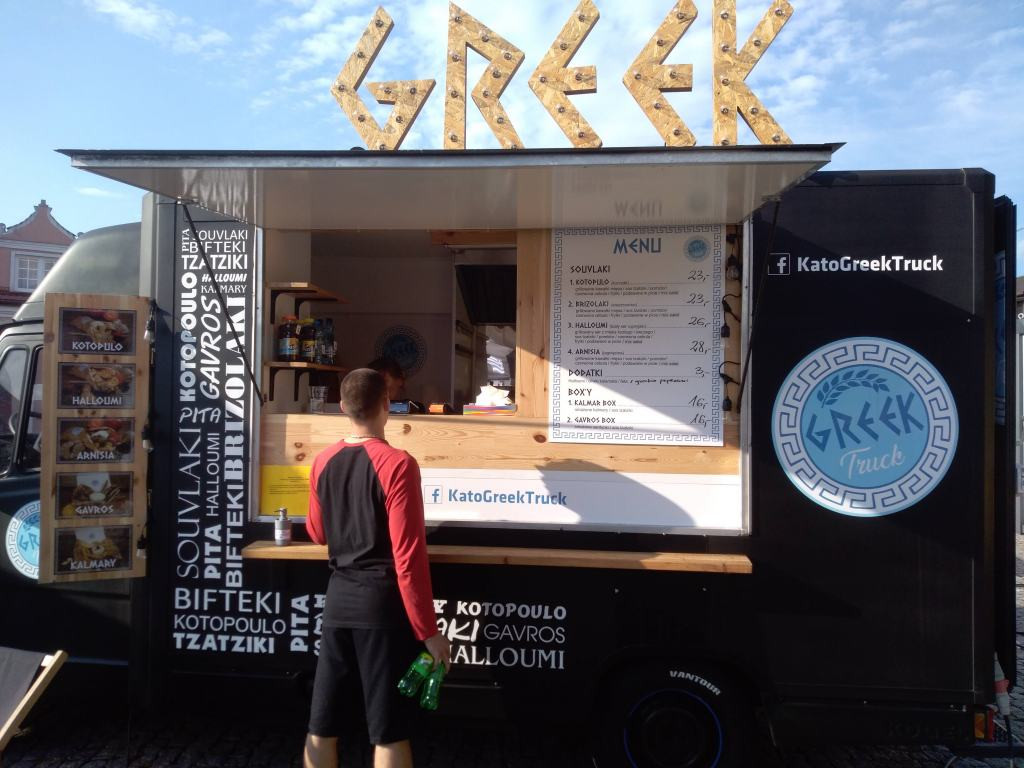 Mobilna gastronomia przez weekend w Łowiczu (sonda)