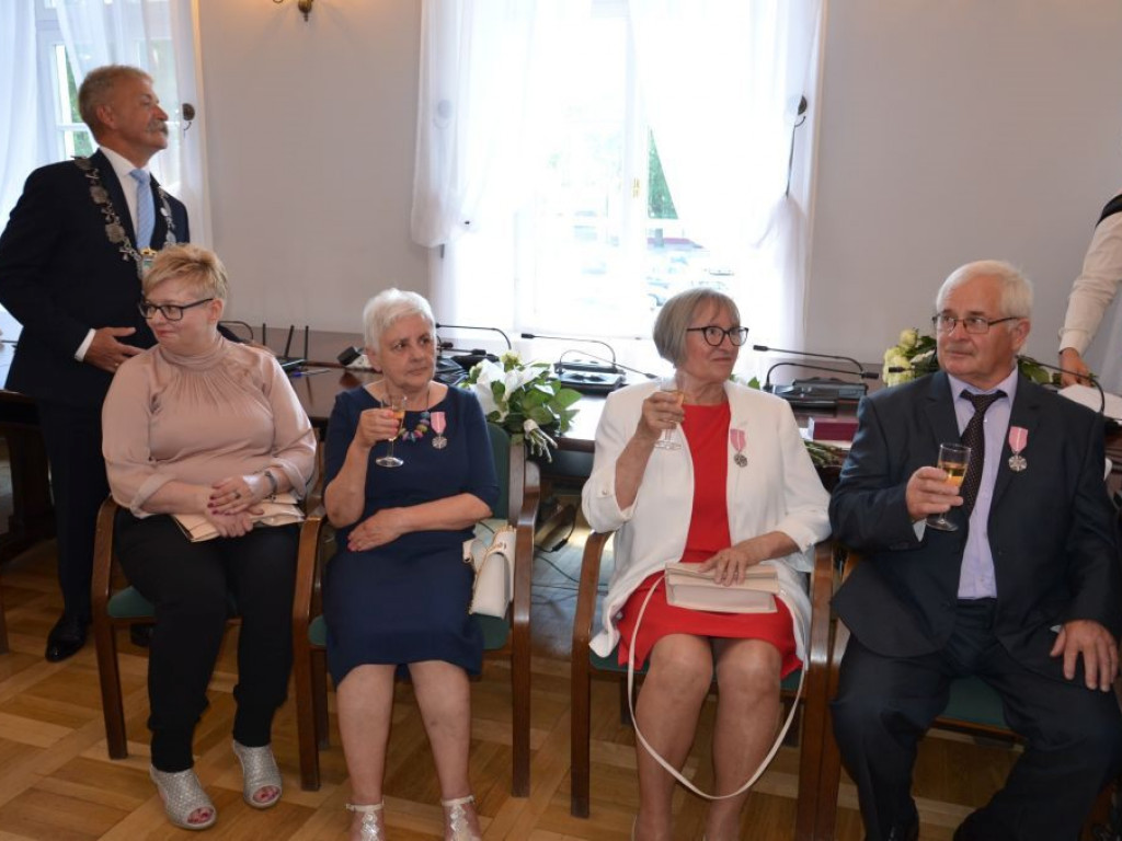 Złote Gody 9 par małżeńskich w ratuszu [zdjęcia, film]