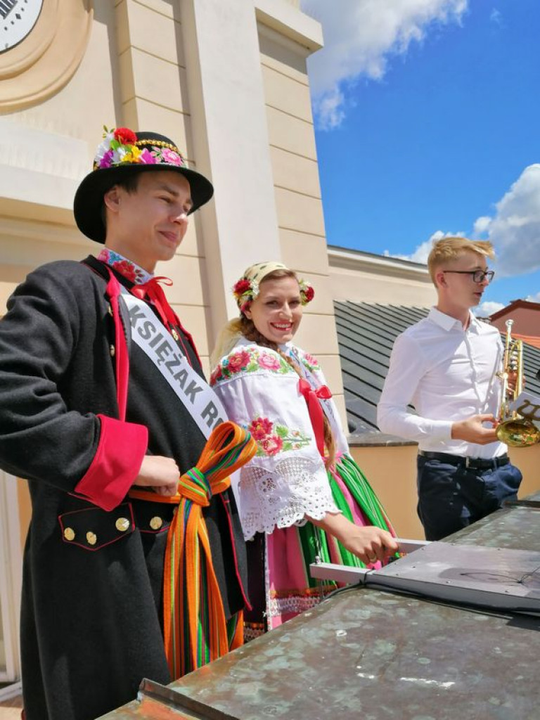 Urodzinowy hejnał odegrany