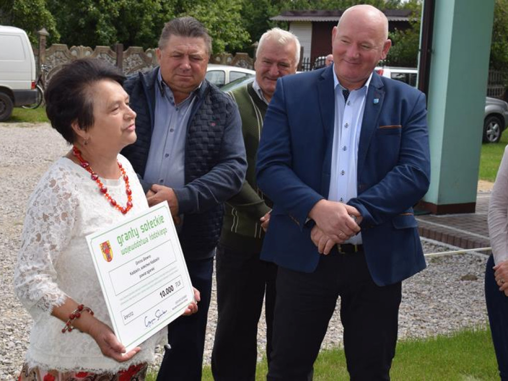 Marszałek w Kadzielinie. Dla kogo granty?
