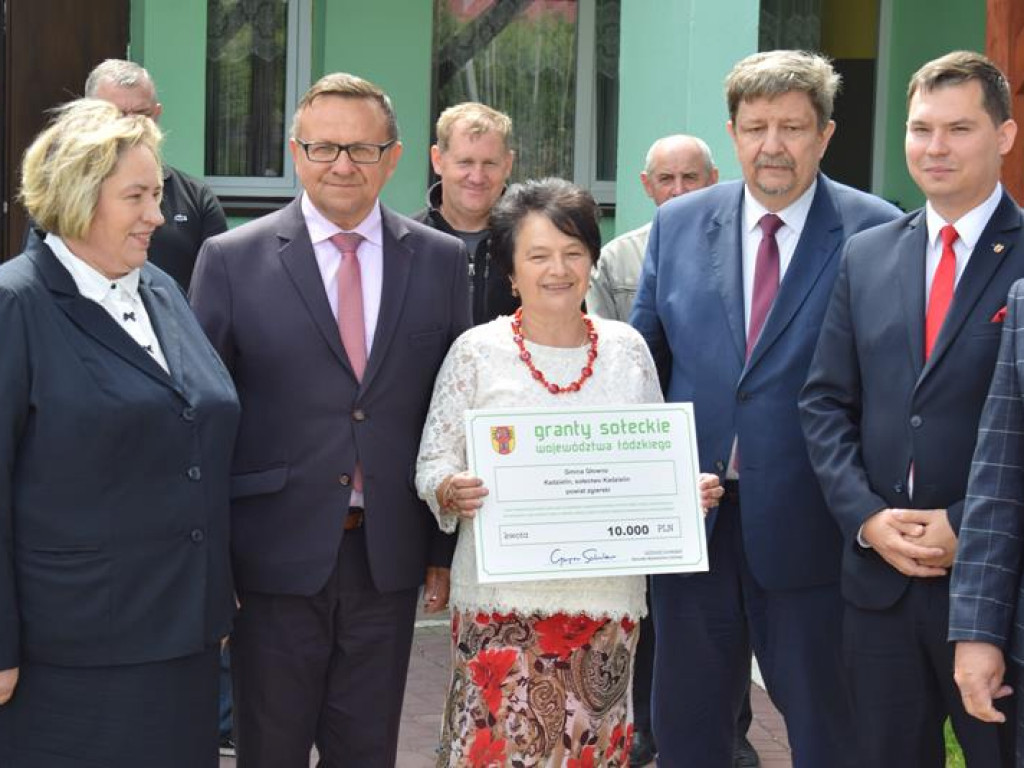 Marszałek w Kadzielinie. Dla kogo granty?