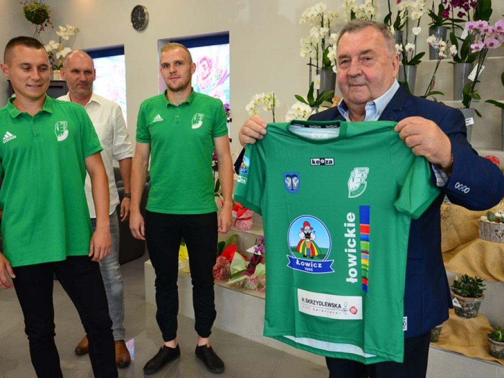 Pelikan ma nowego sponsora. Będziecie zaskoczeni