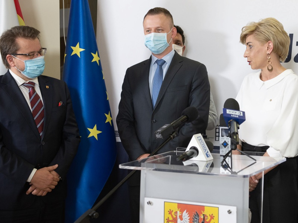 Dodatki dla medyków walczących z pandemią
