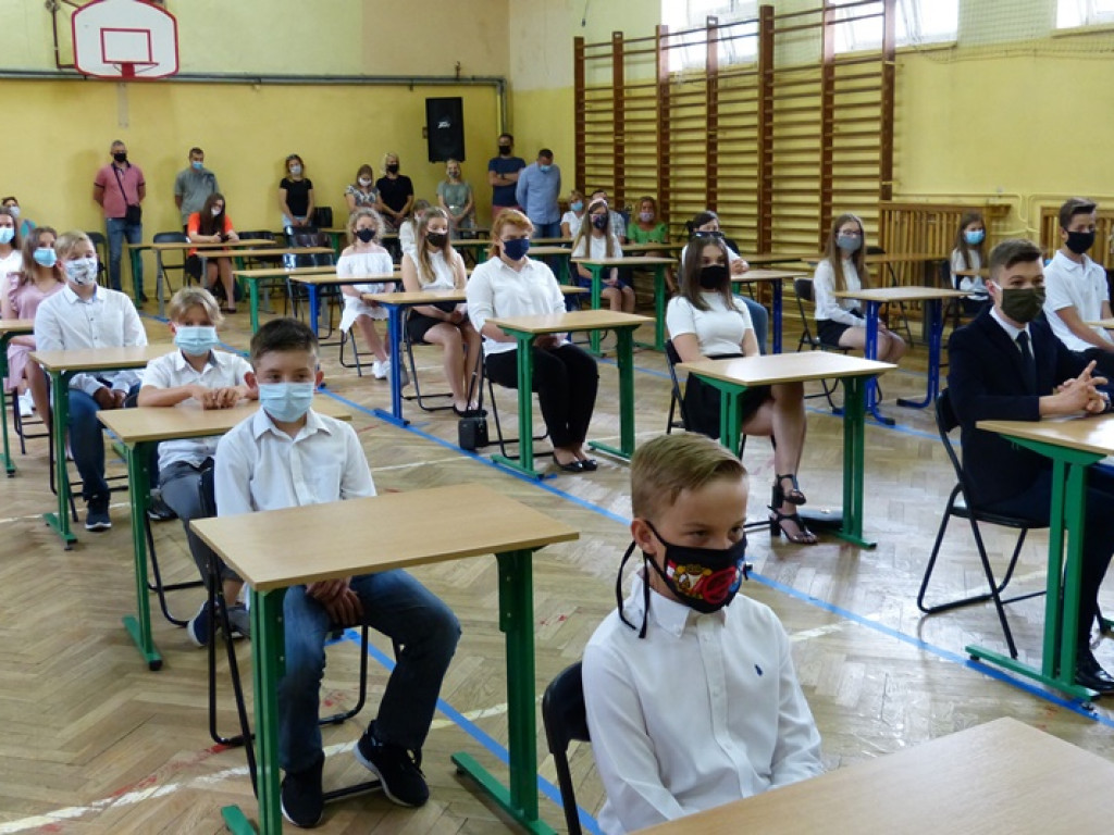 Prymusi otrzymali stypendia