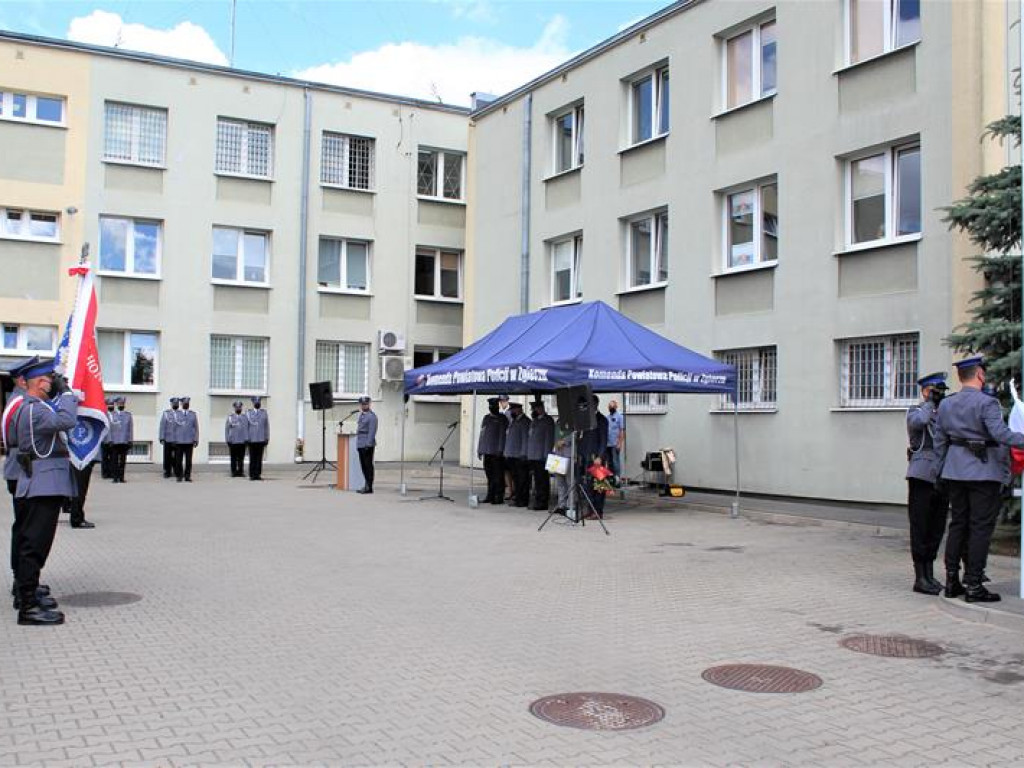 Wśród awansowanych są funkcjonariusze z Głowna i Strykowa